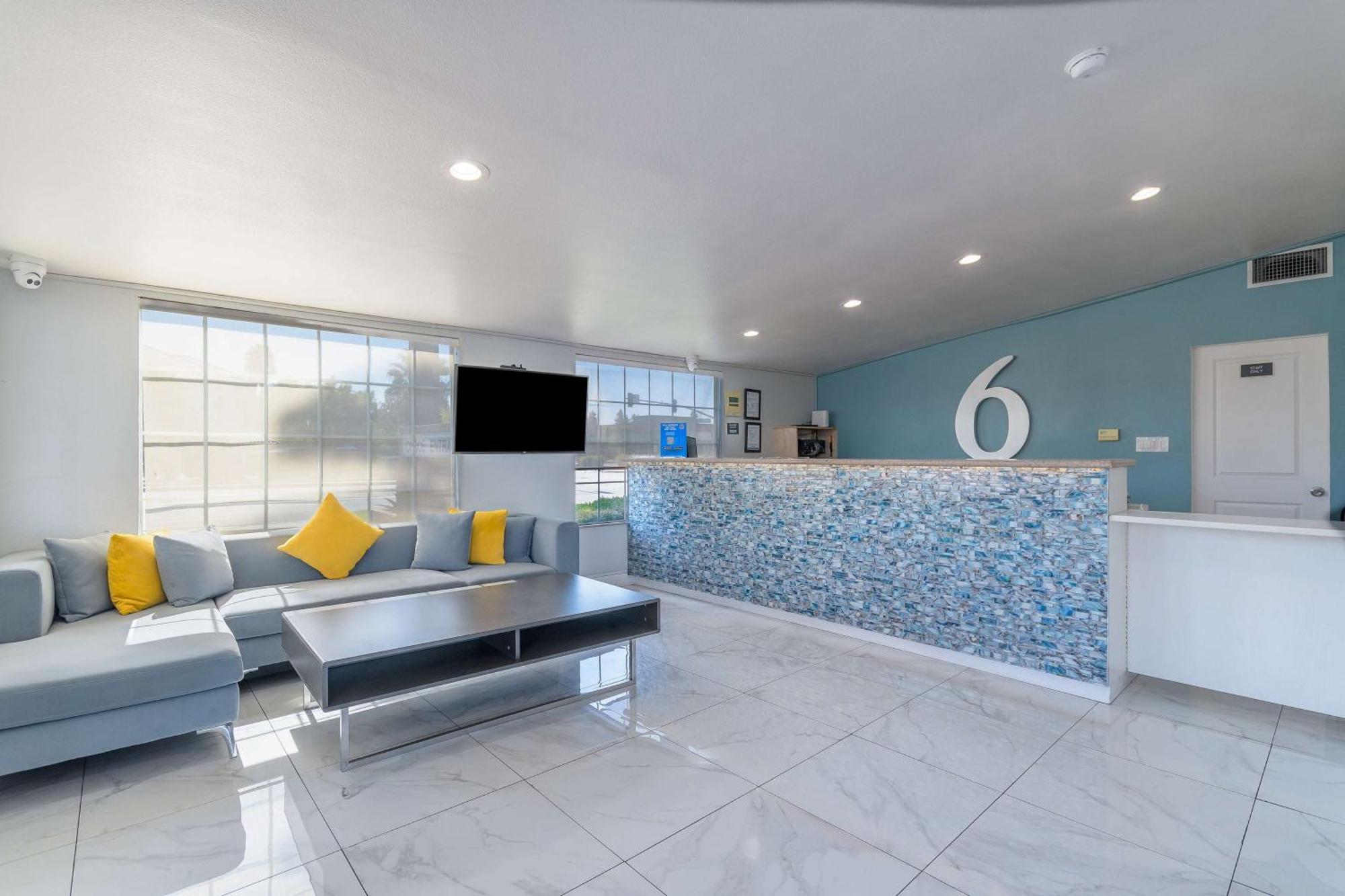 Studio 6 Suites Madera, Ca Yosemite Eksteriør bilde