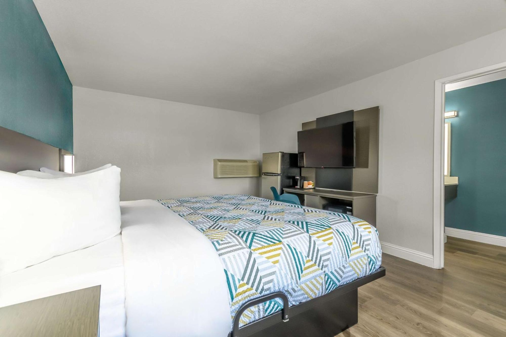 Studio 6 Suites Madera, Ca Yosemite Eksteriør bilde